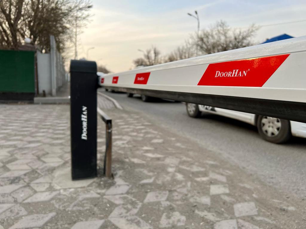 Скоростной шлагбаум TOLL