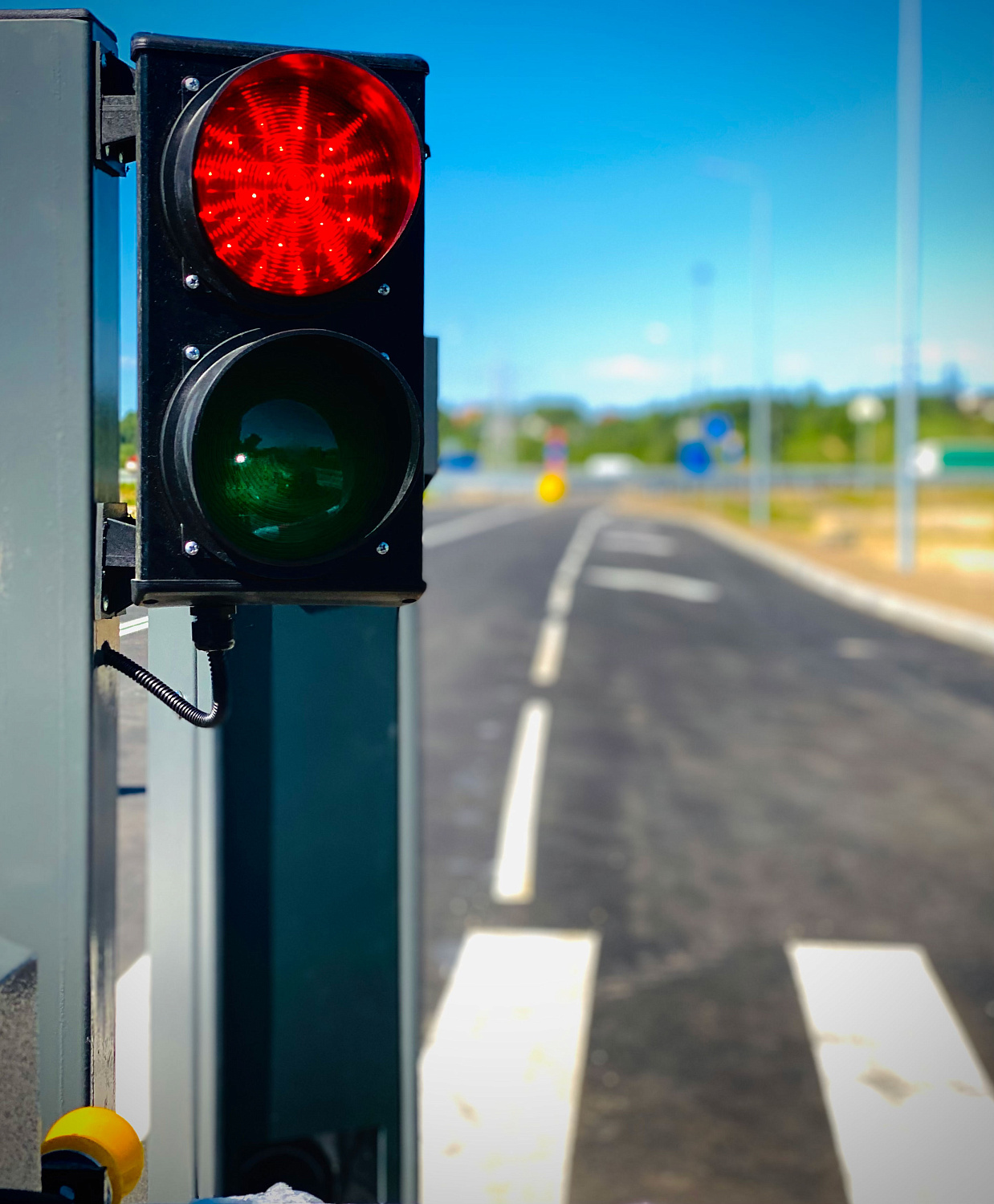 Установка автоматических парковочных систем